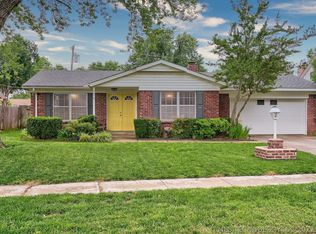 9076 E 29th St, Tulsa, OK 74129