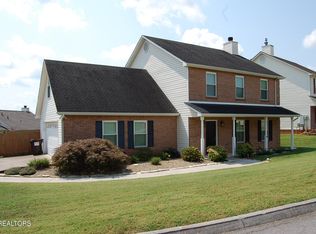 1327 Chatam Ridge Ln, Knoxville, TN 37932