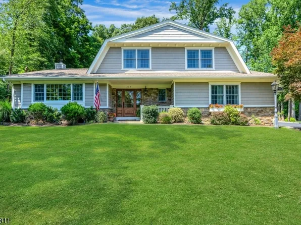 9 OLD SMALLEYTOWN ROAD, Warren Twp., NJ 07059
