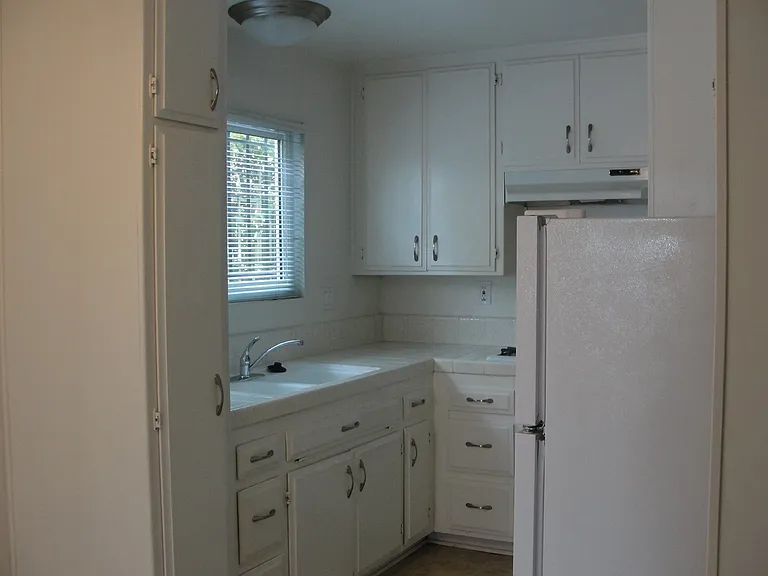 4415 Hamilton St #8 — Photo 7
