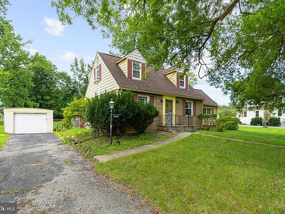 2nd image of 4254 Chapel Rd