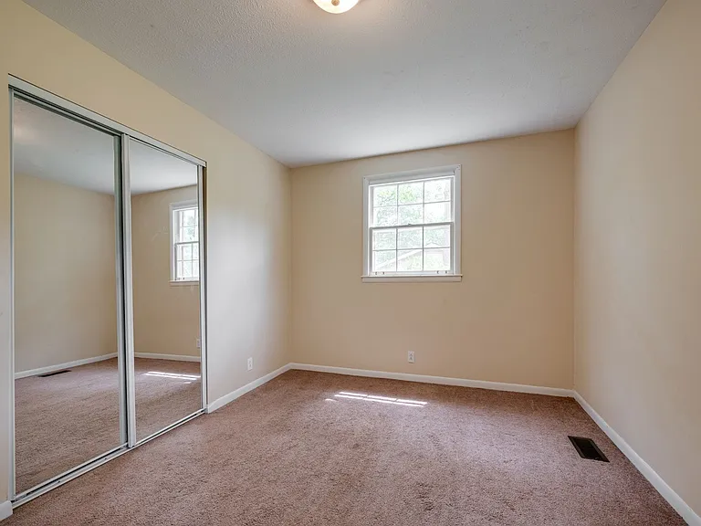1133 Copperstill Cir — Photo 17