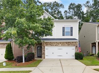 403 Village Vw, Woodstock, GA 30188