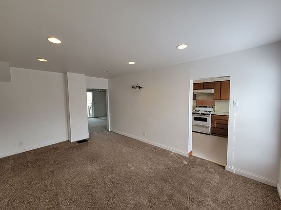 5th image of 321 Franklin St #420