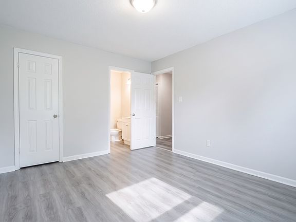 5th image of 351 Gillespie Rd