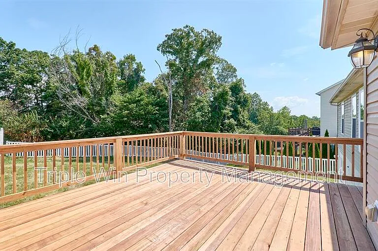 4927 Triple Tree Ct — Photo 36