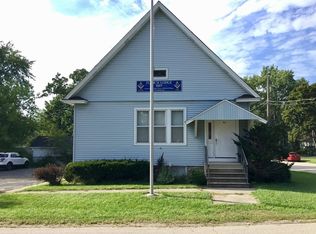 101 Oak St, Lake Zurich, IL 60047