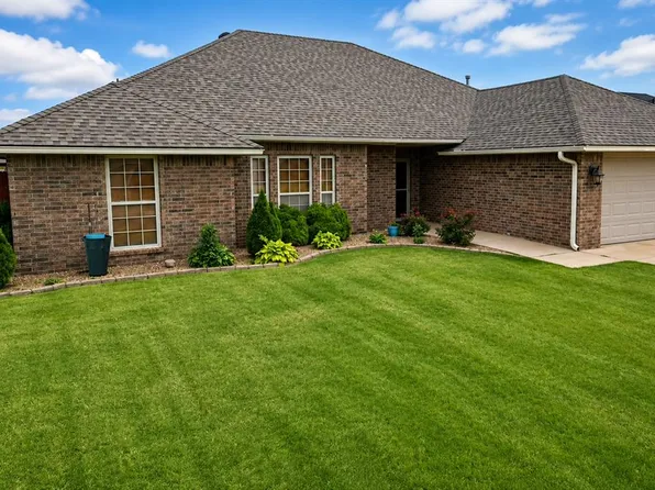 3101 White Tail Dr, Altus, OK 73521