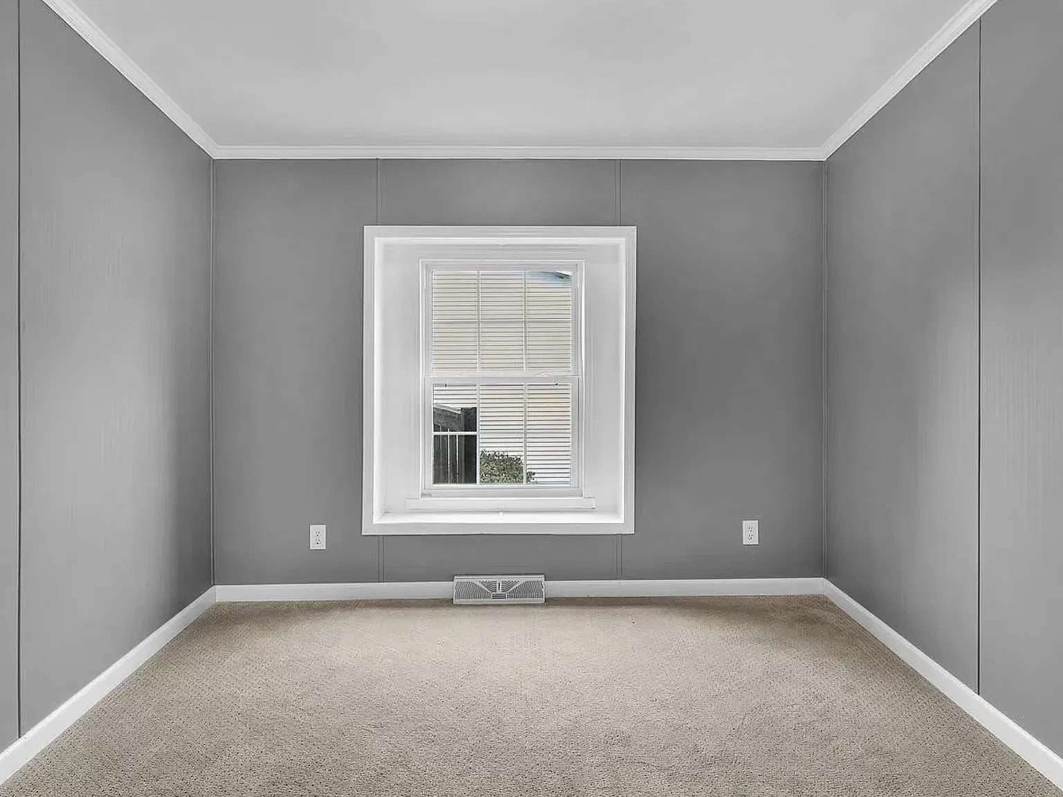 5045 W Custer Pl — Photo 1
