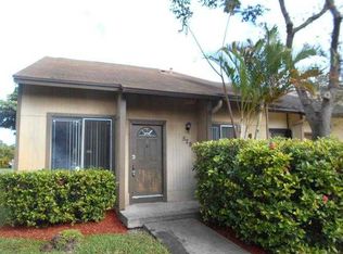 529 NE 210th Ter, Miami, FL 33179