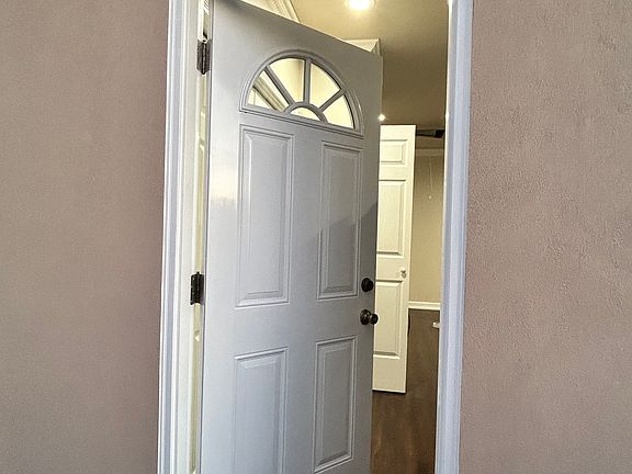 2nd image of 616 40th St #1