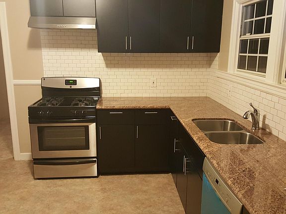 5th image of 425 Grand Blvd