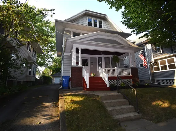 560 Hazelwood Ter, Rochester, NY 14609