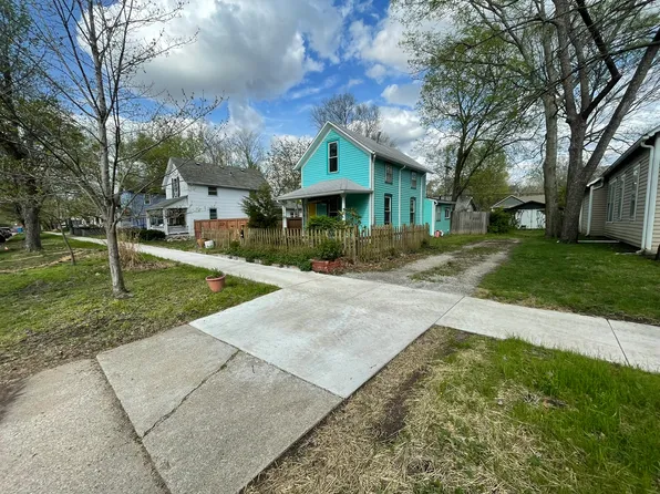 1128 Connecticut St, Lawrence, KS 66044