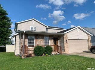 10 Dawson Cir, Riverton, IL