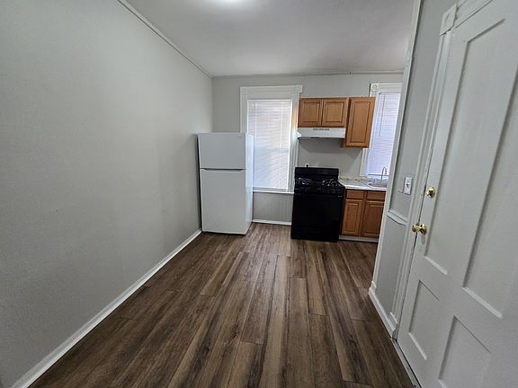 3rd image of 63 Stevens St #1A