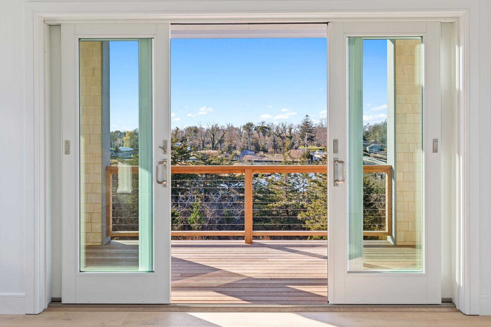 Master bedroom balcony
