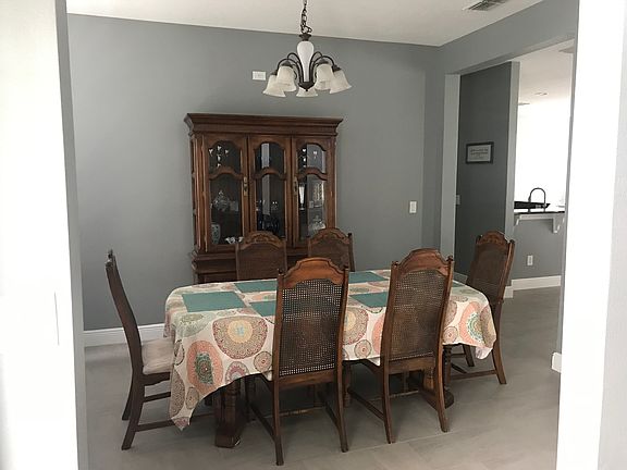3rd image of 120 Birkdale Dr