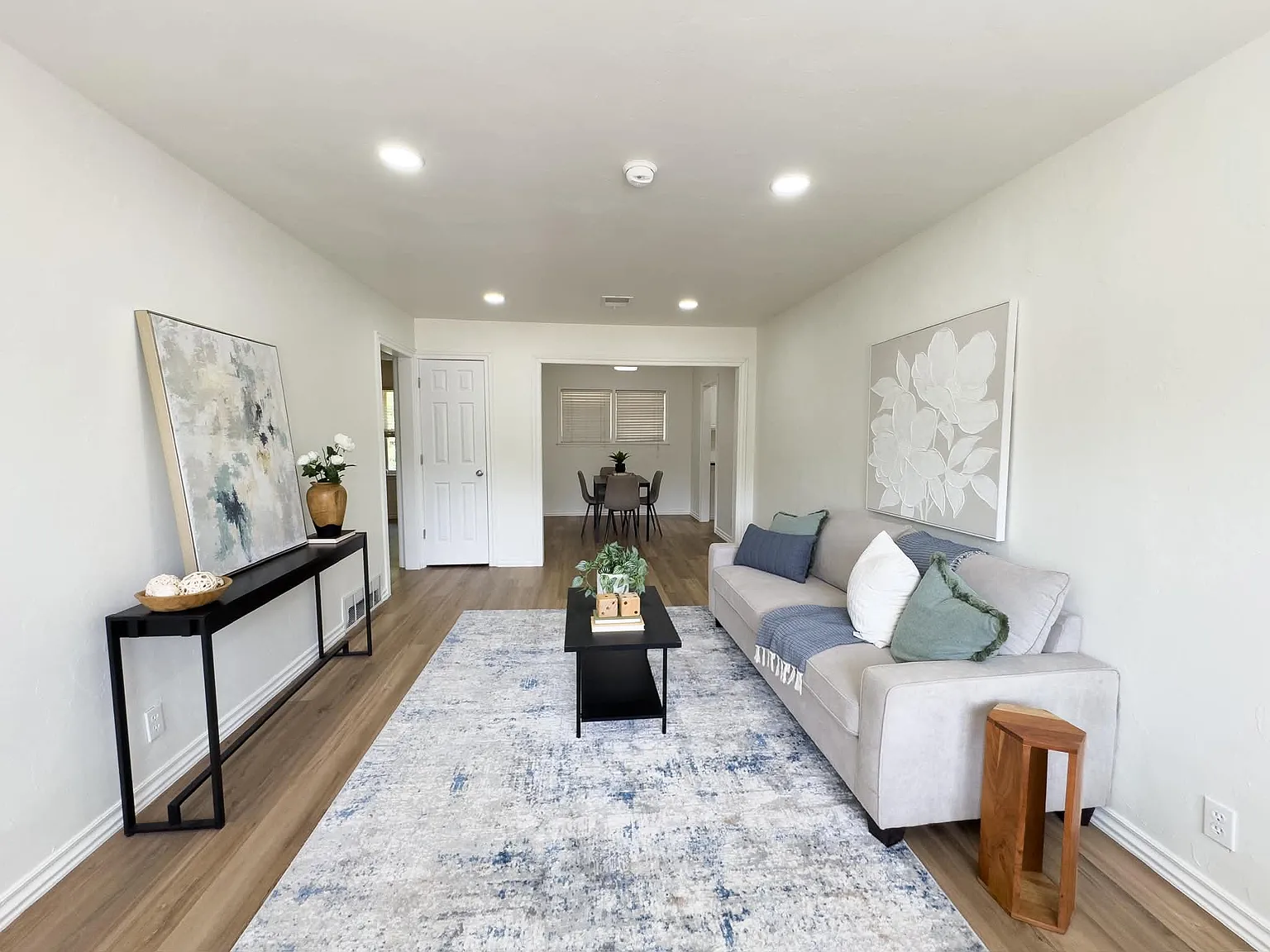 3 bed, 1081 sqft, $1,550 — Photo 4