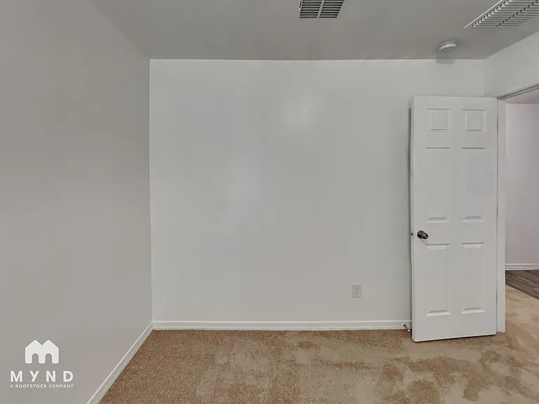 953 W Kachina Dr — Photo 13