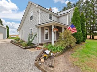 9485 Garno Rd, Deerfield, MI 49238