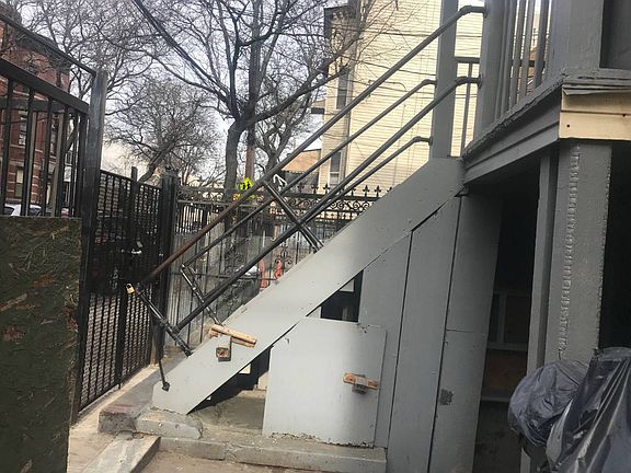 2nd image of 1228 Union Ave