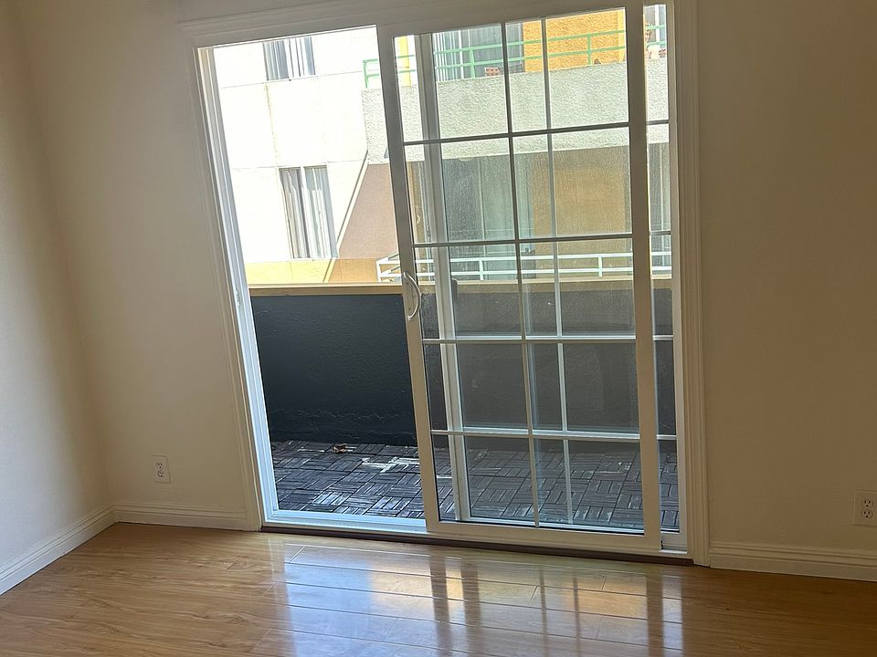 1st image of 1216 N Las Palmas Ave APT 10