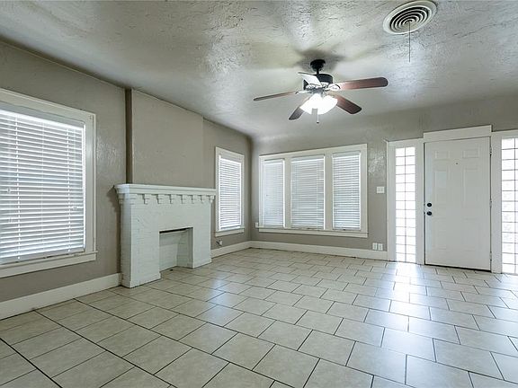 2nd image of 612 W 6th St