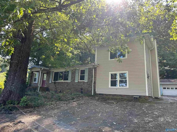 304 Waldrop Rd, Grant, AL 35747