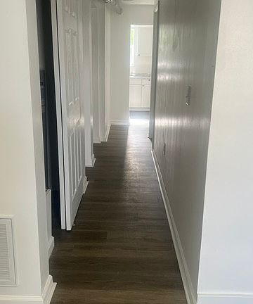 3rd image of 377-387 Lechner Ave #379