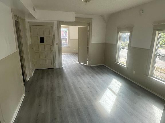 3rd image of 2300 Madison St NE #2