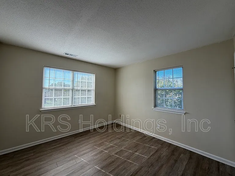 917 Timber Creek Pl — Photo 16