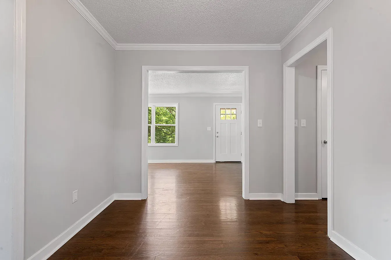 3934 Grace Avenue - 1 — Photo 3