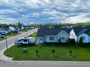 10402 E 110th St, Mackenzie County, AB T0H2H0