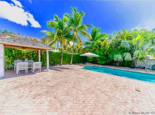 157 SW 20th Rd, Miami, FL 33129