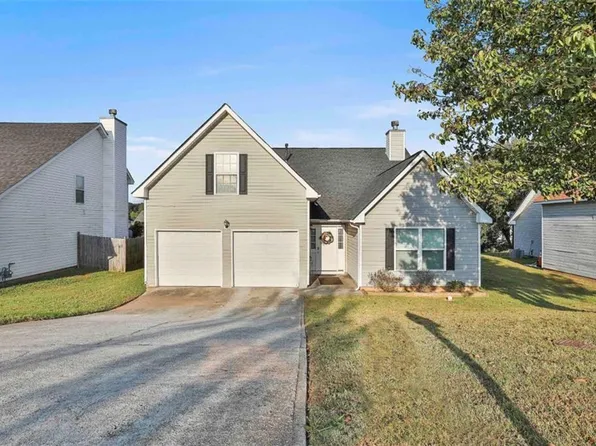2807 High Tide Dr S, Atlanta, GA 30349