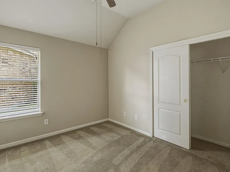 8515 Clarkman Ridge Ln — Photo 25