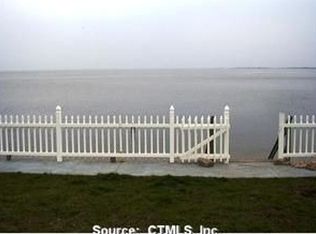 3 W Shore Dr, Old Saybrook, CT 06475