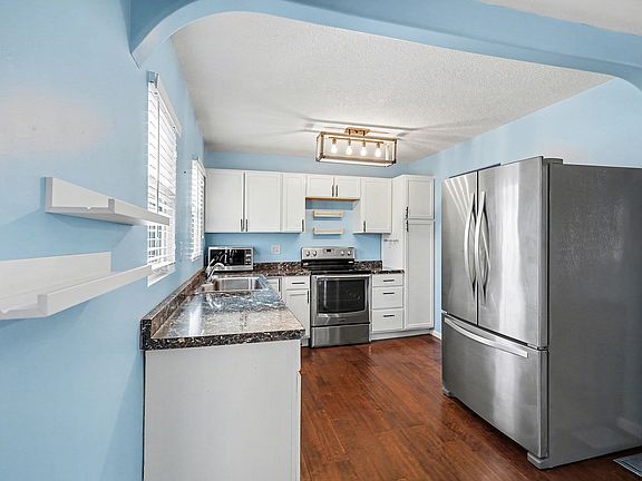 5th image of 8709 Craig Dr
