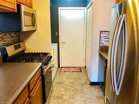 5th image of 8093 Independence Dr #30-D