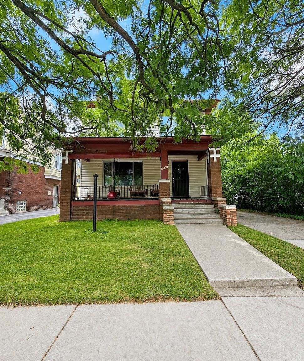 2982 Northwestern St, Detroit, MI 48206