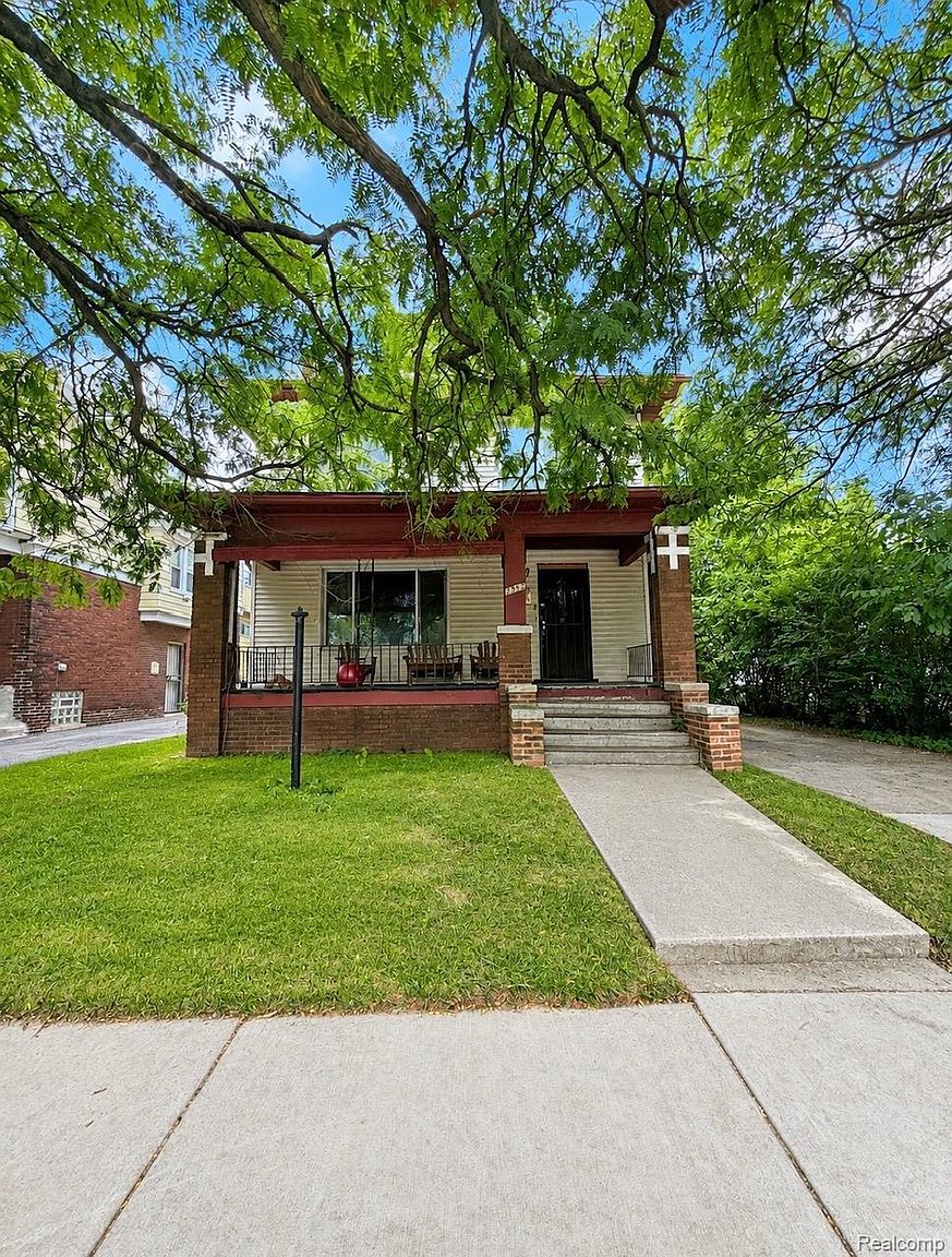 2982 Northwestern St, photo 1