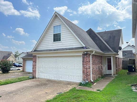 3rd image of 9221 Lazzini Cv