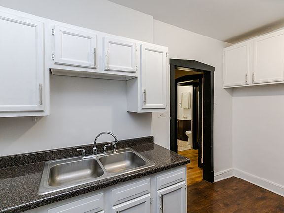 4th image of 1411 W 80th St #1W