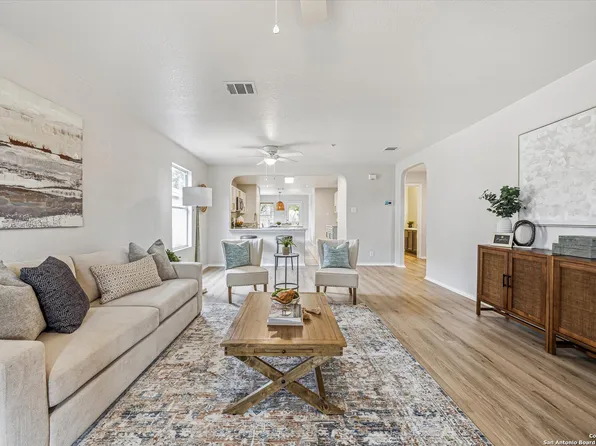 25638 PRESIDIO ALY, Boerne, TX 78015