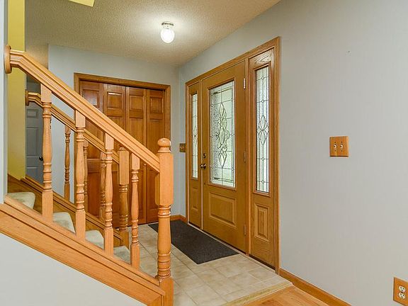 3rd image of 232 Shamrock Dr