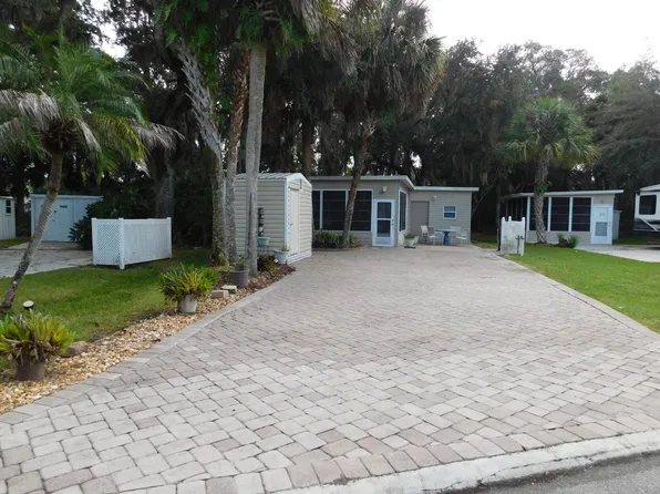 373 Oak Cove Rd, Titusville, FL 32780
