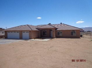 10701 1st Ave, Hesperia, CA 92345
