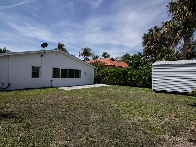 106 Auburn Dr — Photo 17