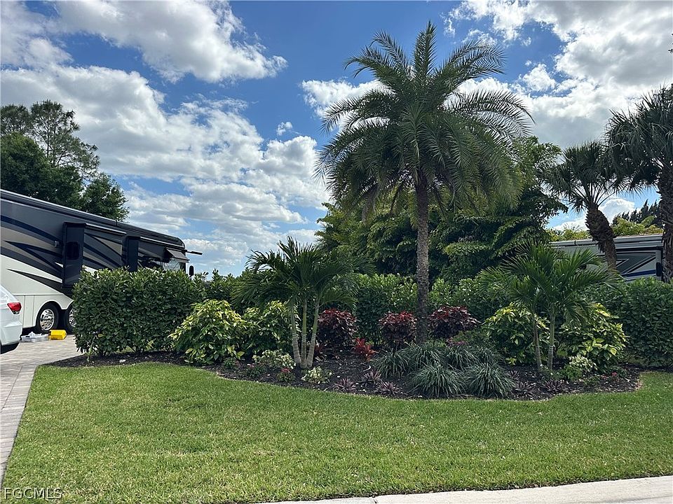 1st image of 13893 Golden Palms Cir